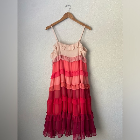 STORIA Tiered Ruffle Midi Dress - Picture 3 of 7